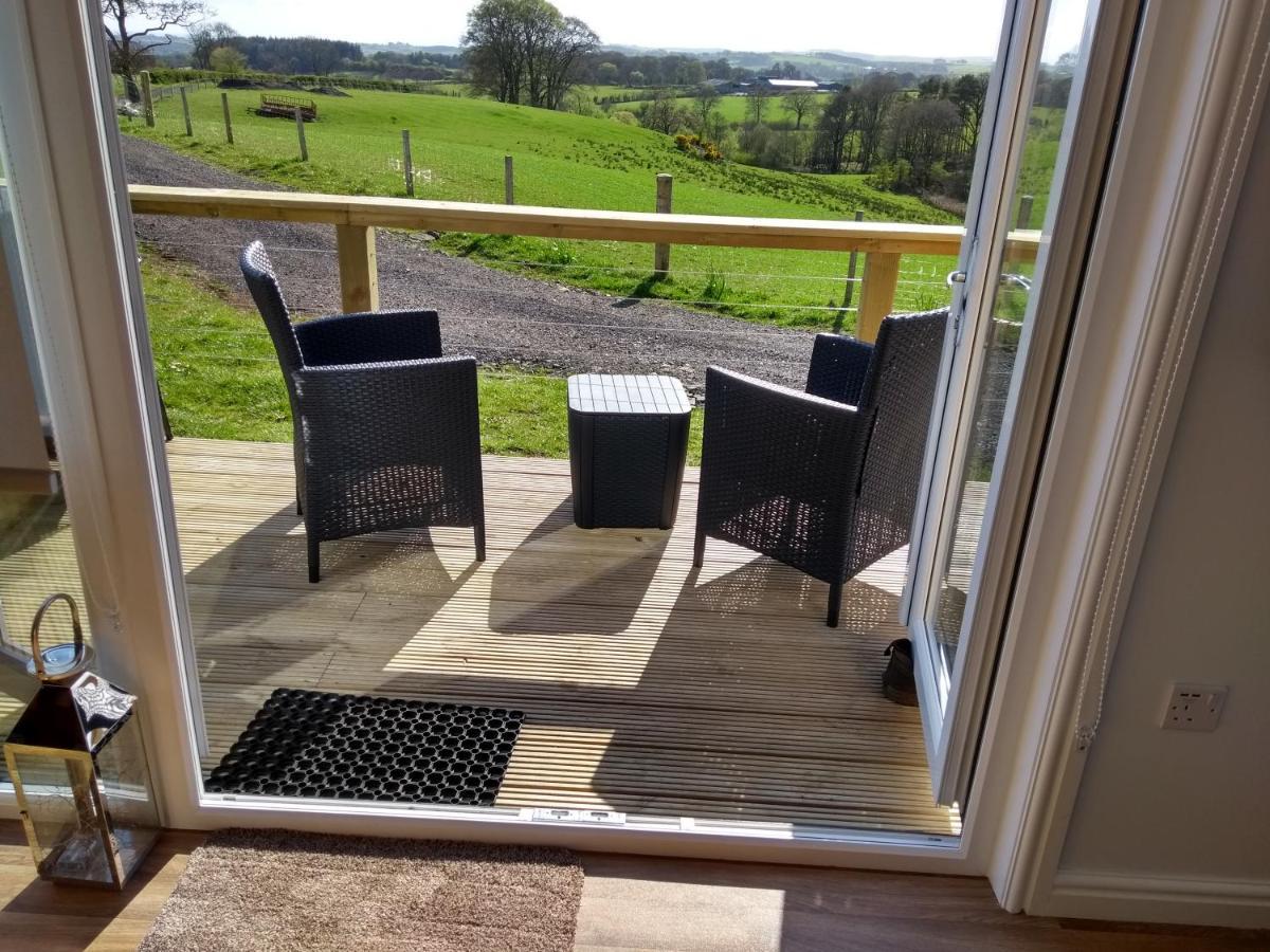 Cleeves Cabins Arran Luxury Lodge With Hot Tub Dalry  Exterior photo