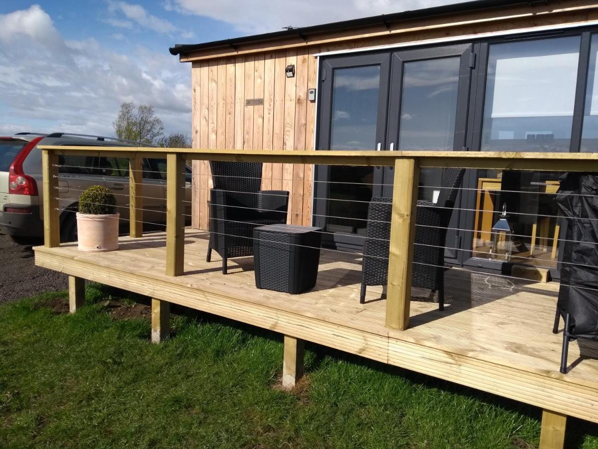 Cleeves Cabins Arran Luxury Lodge With Hot Tub Dalry  Exterior photo