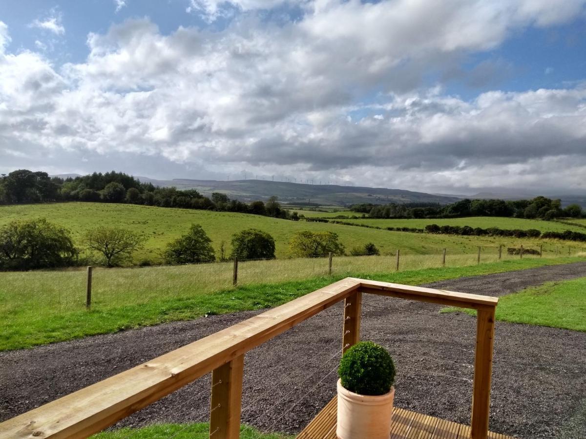 Cleeves Cabins Arran Luxury Lodge With Hot Tub Dalry  Exterior photo